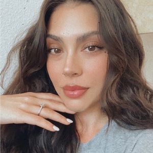 Meet your Posher, Jade